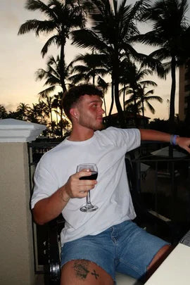 The Láver Community